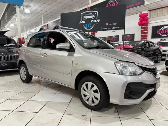 TOYOTA-ETIOS-1.5 READY 16V FLEX 4P AUTOMÁTICO TOYOTA-ETIOS-2016