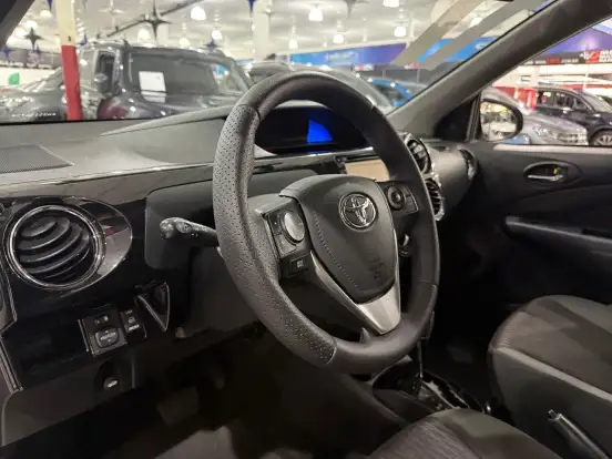 TOYOTA-ETIOS-1.5 READY 16V FLEX 4P AUTOMÁTICO TOYOTA-ETIOS-2016