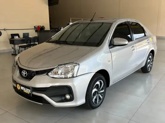 TOYOTA-ETIOS-1.5 XS 16V FLEX 4P AUTOMÁTICO TOYOTA-ETIOS-2017