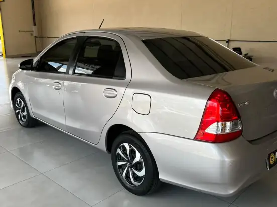 TOYOTA-ETIOS-1.5 XS 16V FLEX 4P AUTOMÁTICO TOYOTA-ETIOS-2017