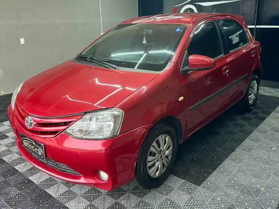 TOYOTA-ETIOS-1.5 XS 16V FLEX 4P MANUAL TOYOTA-ETIOS-2014