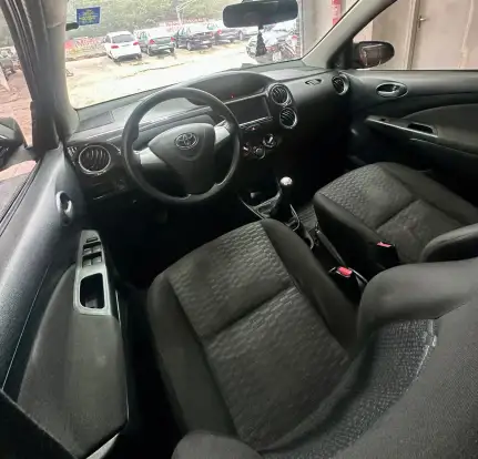 TOYOTA-ETIOS-2014
