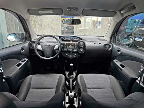 TOYOTA-ETIOS-1.3 X 16V FLEX 4P MANUAL TOYOTA-ETIOS-2013