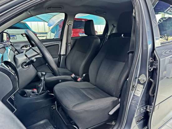 TOYOTA-ETIOS-1.3 X 16V FLEX 4P MANUAL TOYOTA-ETIOS-2013