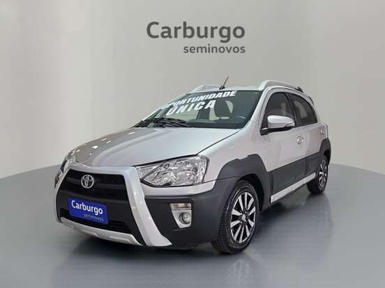 TOYOTA-ETIOS-2017