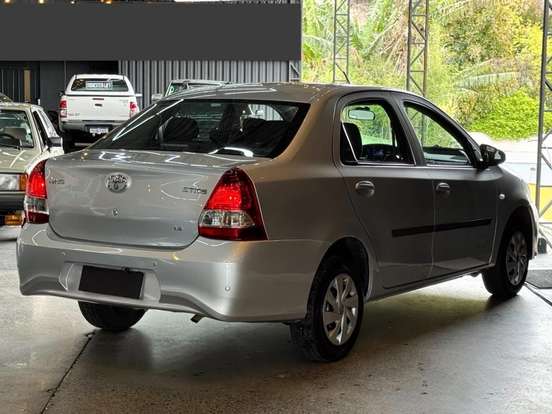 TOYOTA-ETIOS-1.5 X PLUS SEDAN 16V FLEX 4P MANUAL TOYOTA-ETIOS-2020
