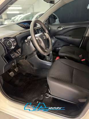 TOYOTA-ETIOS-1.5 XLS 16V FLEX 4P MANUAL TOYOTA-ETIOS-2014