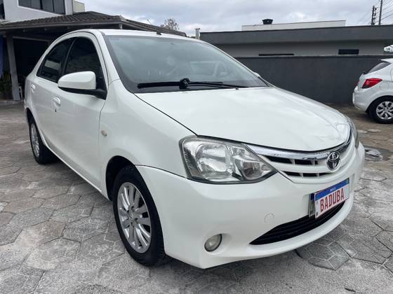 TOYOTA ETIOS 1.5 XLS SEDAN 16V FLEX 4P MANUAL