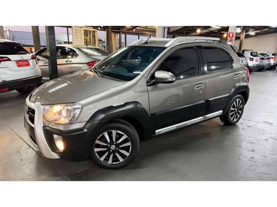 TOYOTA-ETIOS CROSS-1.5 16V FLEX 4P AUTOMÁTICO TOYOTA-ETIOS CROSS-2017