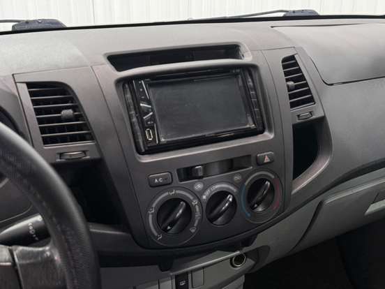 TOYOTA-HILUX-2.5 STD 4X4 CD 16V TURBO DIESEL 4P MANUAL TOYOTA-HILUX-2009