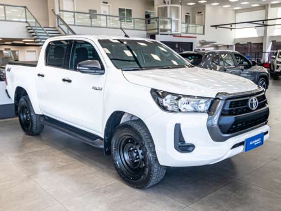 TOYOTA-HILUX-2.8 D-4D TURBO DIESEL CD POWER PACK 4X4 AUTOMÁTICO TOYOTA-HILUX-2025