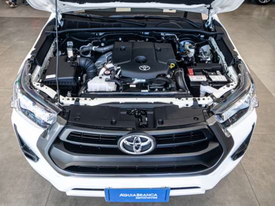 TOYOTA-HILUX-2.8 D-4D TURBO DIESEL CD POWER PACK 4X4 AUTOMÁTICO TOYOTA-HILUX-2025