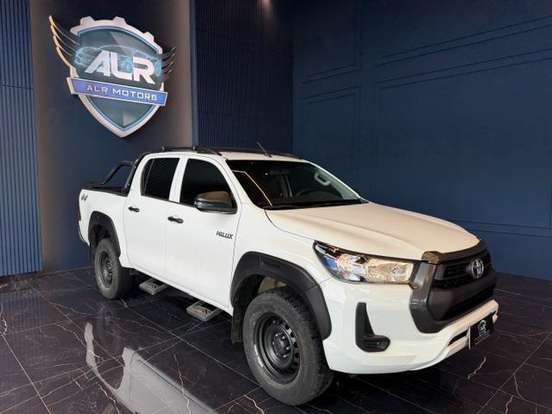 TOYOTA-HILUX-2.8 D-4D TURBO DIESEL CD POWER PACK 4X4 AUTOMÁTICO TOYOTA-HILUX-2025