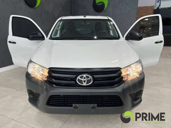 TOYOTA-HILUX-2020