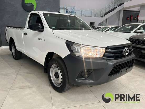 TOYOTA-HILUX-2.8 D-4D TURBO DIESEL CS 4X4 MANUAL TOYOTA-HILUX-2020