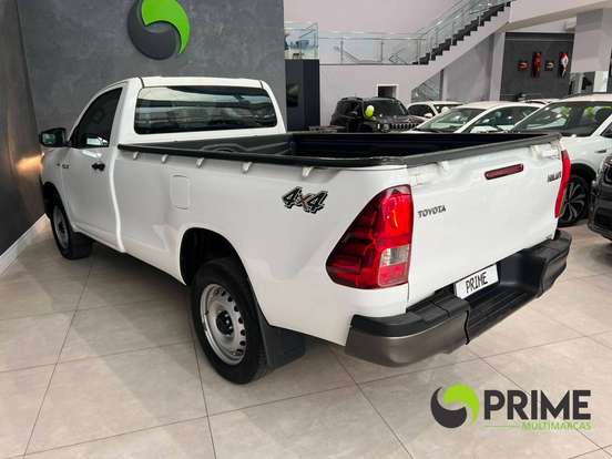 TOYOTA-HILUX-2.8 D-4D TURBO DIESEL CS 4X4 MANUAL TOYOTA-HILUX-2020