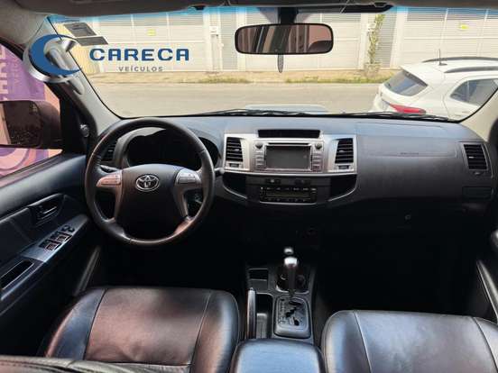 TOYOTA-HILUX-3.0 SRV 4X4 CD 16V TURBO INTERCOOLER DIESEL 4P AUTOMÁTICO TOYOTA-HILUX-2015