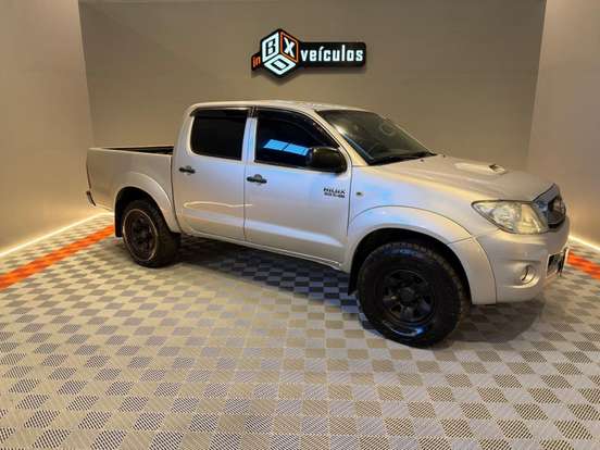 TOYOTA-HILUX-3.0 SRV 4X4 CD 16V TURBO INTERCOOLER DIESEL 4P AUTOMÁTICO TOYOTA-HILUX-2010