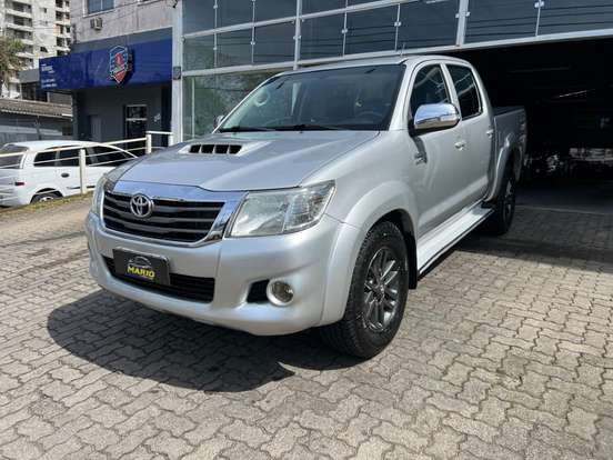 TOYOTA-HILUX-3.0 SRV 4X4 CD 16V TURBO INTERCOOLER DIESEL 4P AUTOMÁTICO TOYOTA-HILUX-2014
