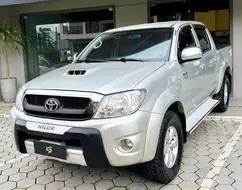 TOYOTA HILUX 3.0 SRV 4X4 CD 16V TURBO INTERCOOLER DIESEL 4P AUTOMÁTICO TOYOTA HILUX 3.0 SRV 4X4 CD 16V TURBO INTERCOOLER DIESEL 4P AUTOMÁTICO
