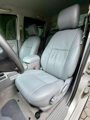 TOYOTA-HILUX-2011
