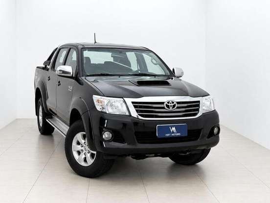 TOYOTA-HILUX-2013