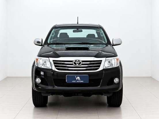 TOYOTA-HILUX-3.0 SRV 4X4 CD 16V TURBO INTERCOOLER DIESEL 4P AUTOMÁTICO TOYOTA-HILUX-2013