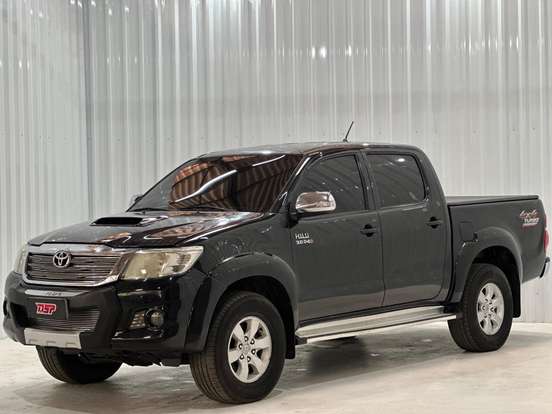 TOYOTA-HILUX-2012