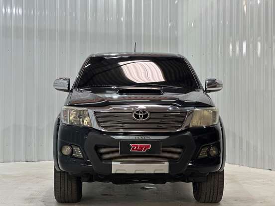 TOYOTA-HILUX-2012