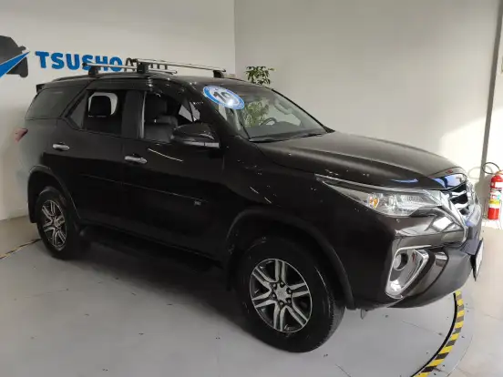 TOYOTA-HILUX SW4-2.7 SRV 7 LUGARES 4X2 16V FLEX 4P AUTOMÁTICO TOYOTA-HILUX SW4-2018