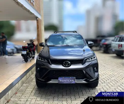 TOYOTA-HILUX SW4-2023