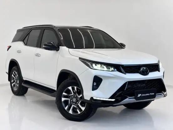TOYOTA-HILUX SW4-2022