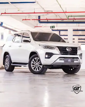TOYOTA-HILUX SW4-2022