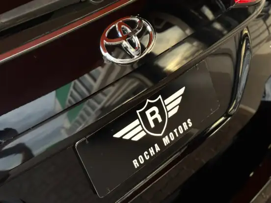 TOYOTA-HILUX SW4-2023
