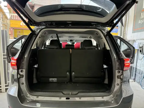 TOYOTA-HILUX SW4-2022