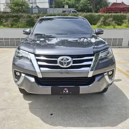 TOYOTA-HILUX SW4-2019