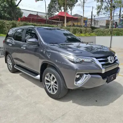 TOYOTA-HILUX SW4-2019
