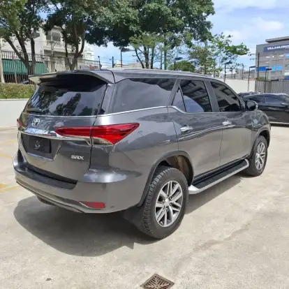 TOYOTA-HILUX SW4-2019
