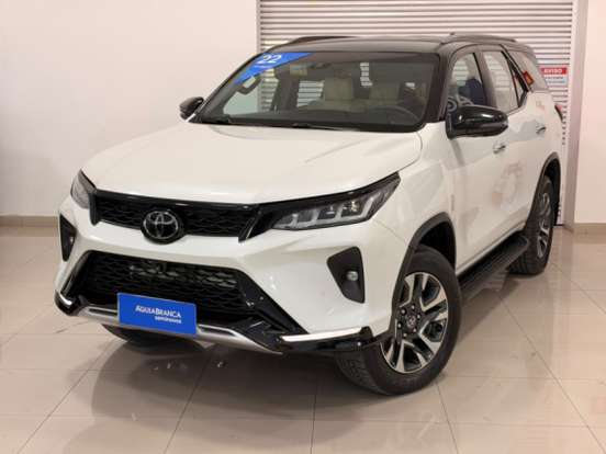 TOYOTA-HILUX SW4-2.8 D-4D TURBO DIESEL DIAMOND 7L 4X4 AUTOMÁTICO TOYOTA-HILUX SW4-2022