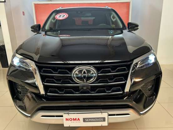 TOYOTA-HILUX SW4-2022