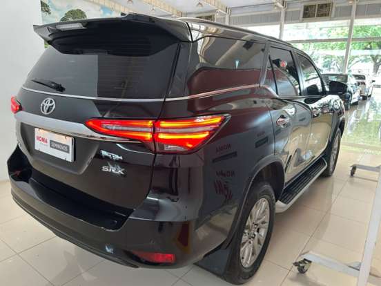 TOYOTA-HILUX SW4-2022