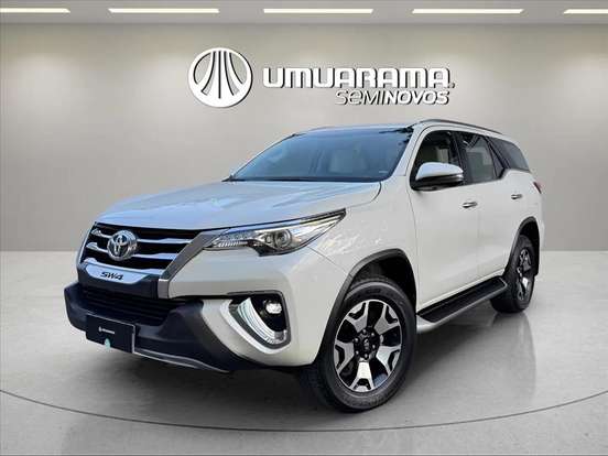TOYOTA-HILUX SW4-2.8 SRX DIAMOND 4X4 7 LUGARES 16V TURBO INTERCOOLER DIESEL 4P AUTOMÁTICO TOYOTA-HILUX SW4-2019