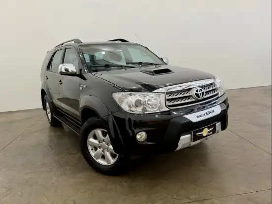 TOYOTA-HILUX SW4-3.0 SRV 4X4 7 LUGARES 16V TURBO INTERCOOLER DIESEL 4P AUTOMÁTICO TOYOTA-HILUX SW4-2011