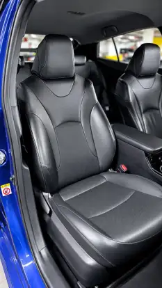 TOYOTA-PRIUS-2017