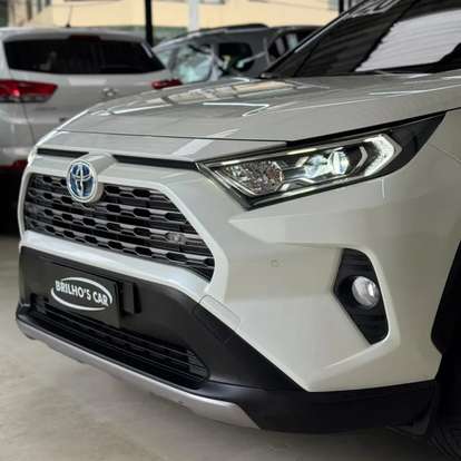 TOYOTA-RAV4-2020