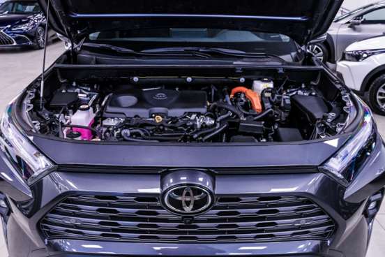 TOYOTA-RAV4-2025