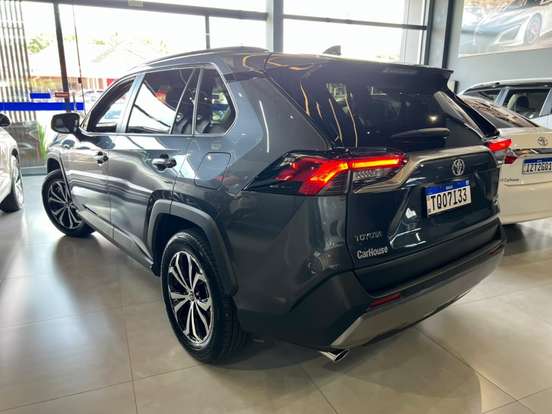 TOYOTA-RAV4-2025