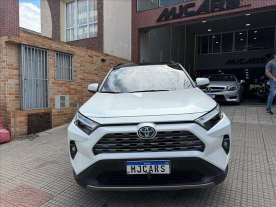 TOYOTA-RAV4-2023