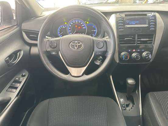 TOYOTA-YARIS-1.5 16V FLEX SEDAN XL LIVE MULTIDRIVE TOYOTA-YARIS-2021