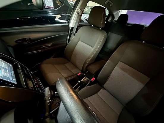 TOYOTA-YARIS-2024